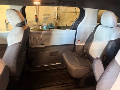 2023 Toyota Sienna XSE