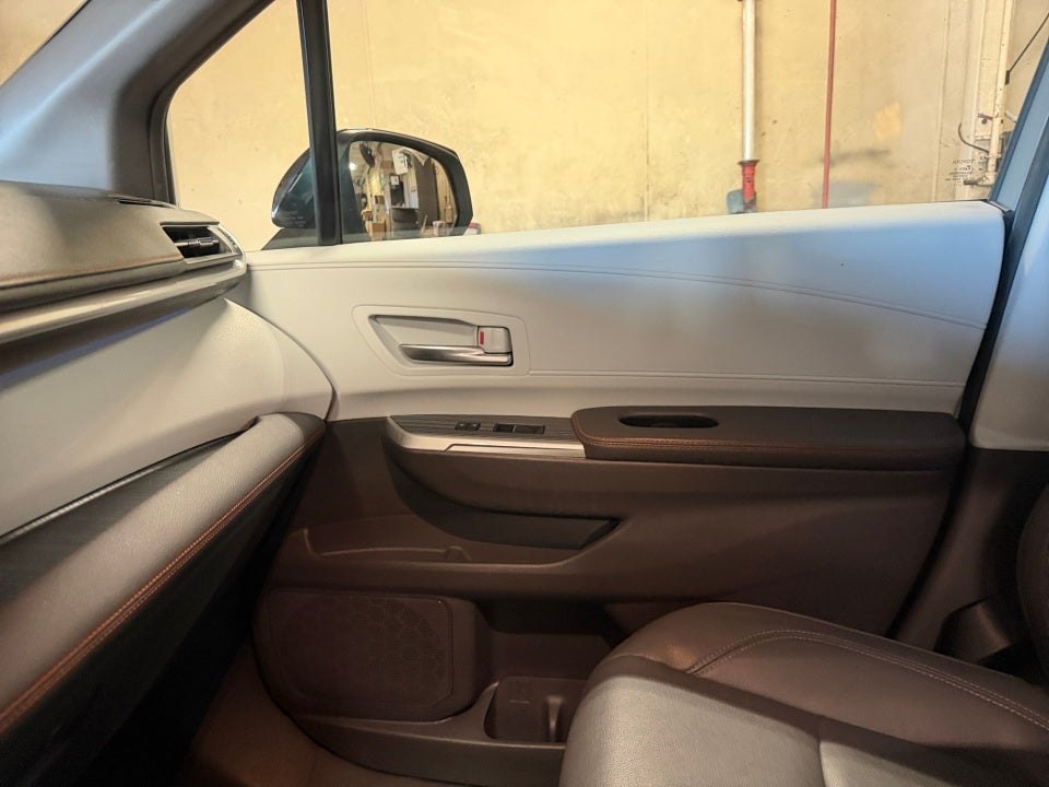 2023 Toyota Sienna XSE