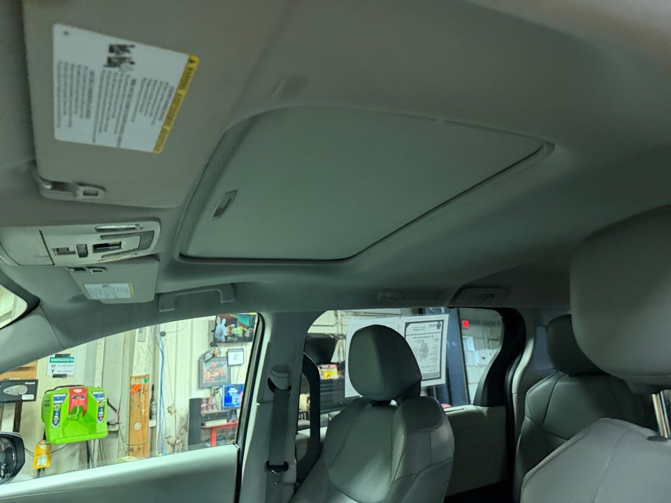 2024 Toyota Sienna XLE