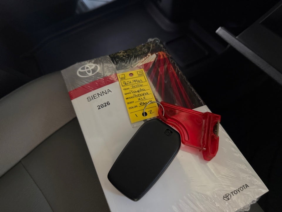 2026 Toyota Sienna XLE