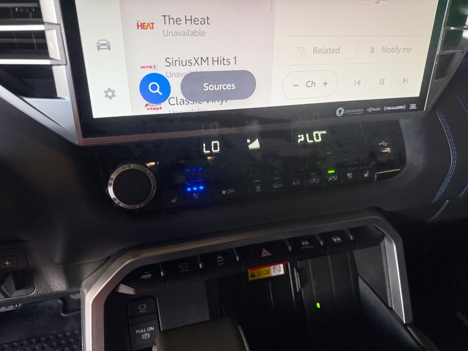 2023 Toyota Tundra Hybrid Platinum Hybrid