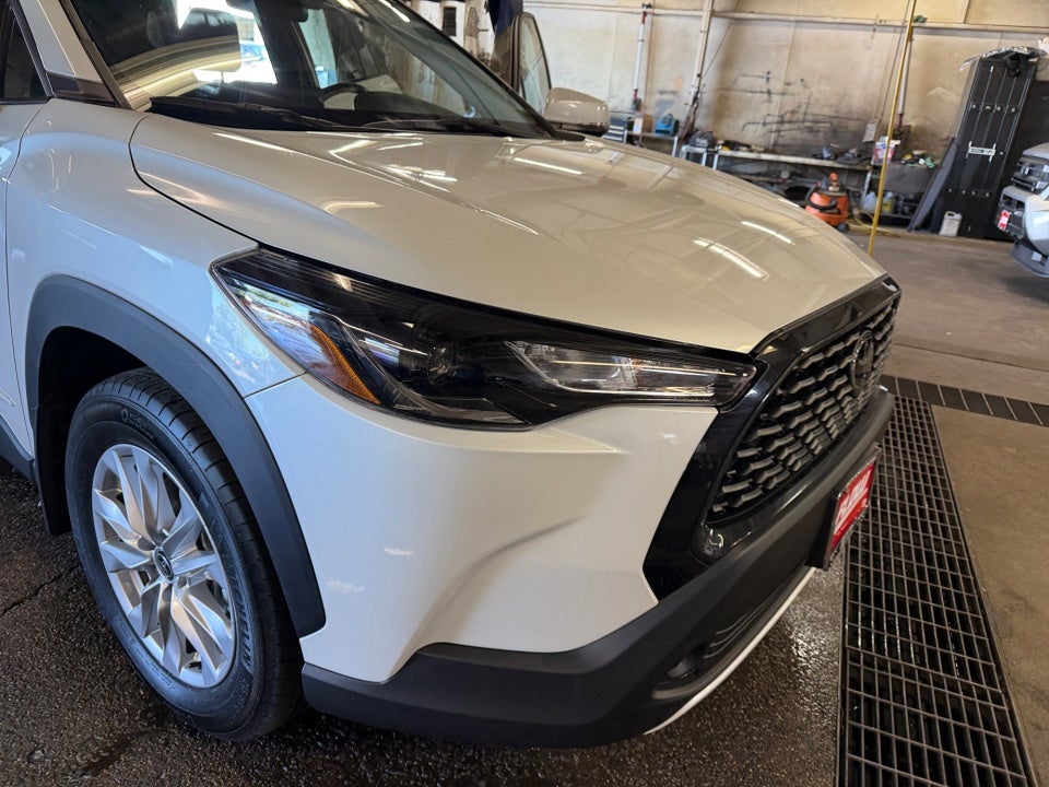 2023 Toyota Corolla Cross LE