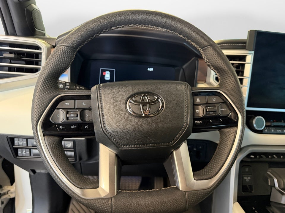 2023 Toyota Sequoia Capstone