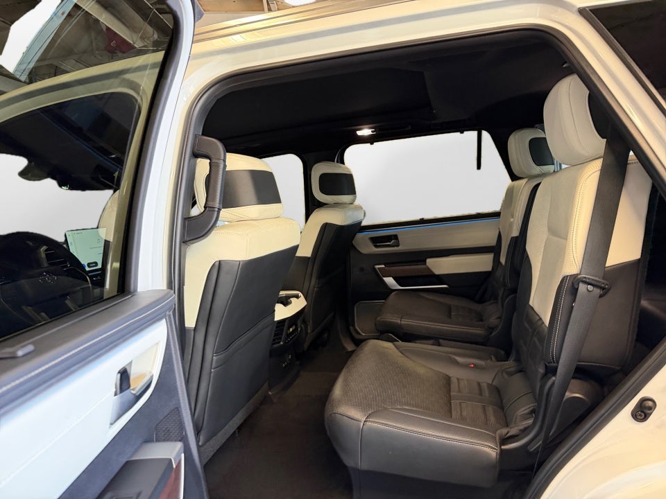 2023 Toyota Sequoia Capstone