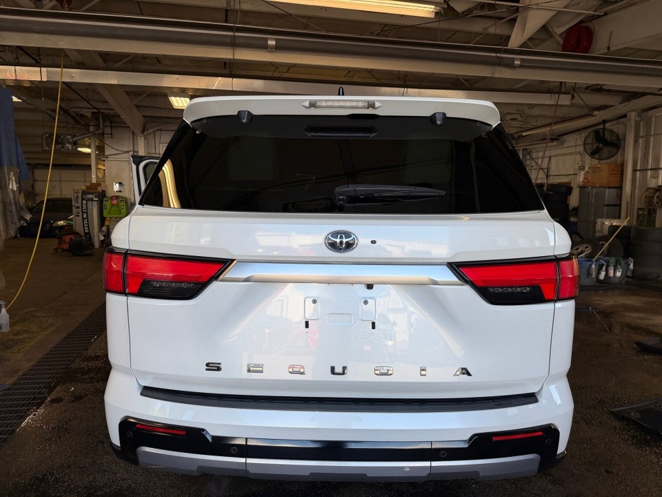 2023 Toyota Sequoia Capstone