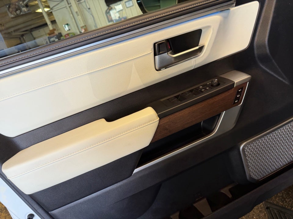 2023 Toyota Sequoia Capstone