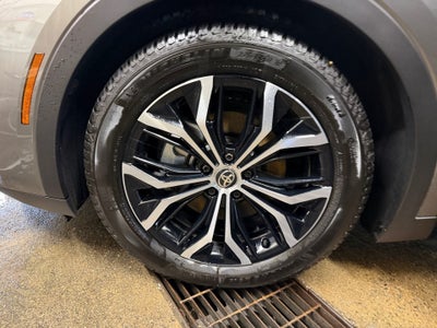 2023 Toyota Crown Limited