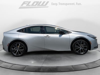 2025 Toyota Prius XLE