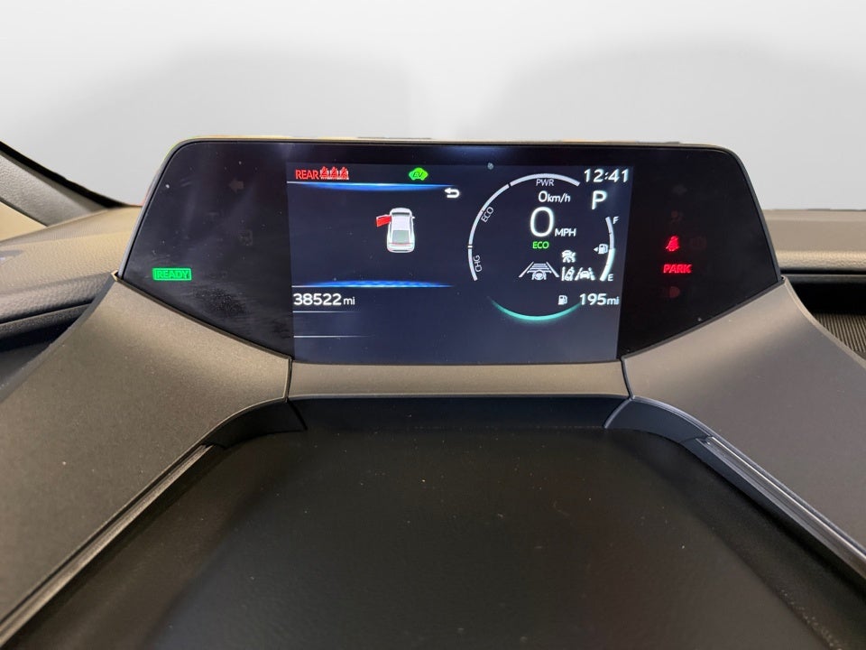 2025 Toyota Prius XLE