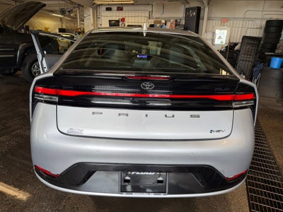2025 Toyota Prius XLE