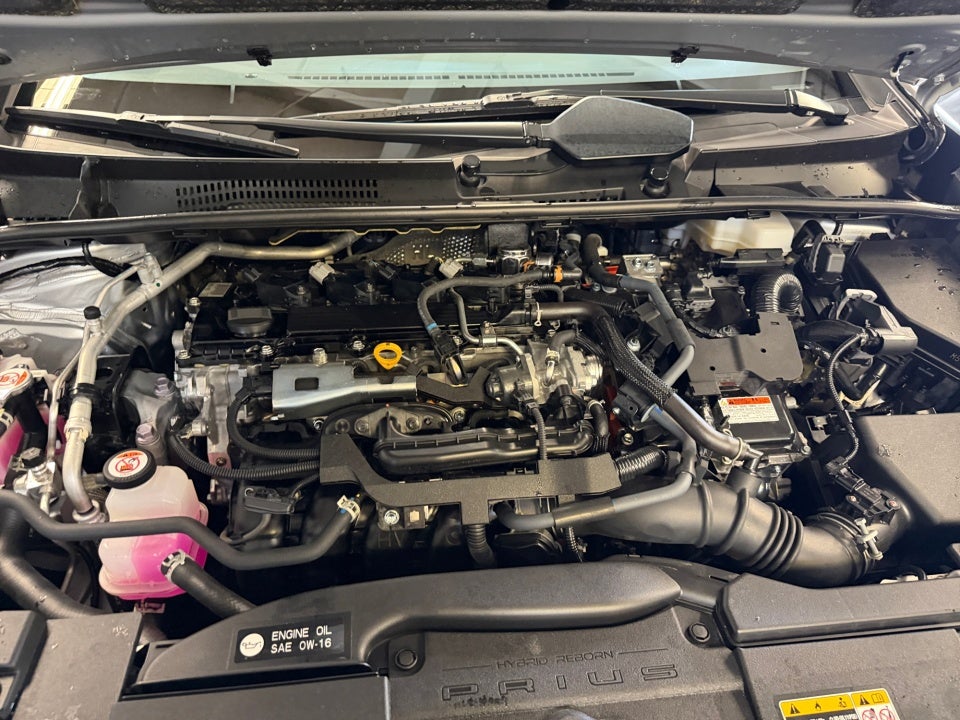 2025 Toyota Prius XLE