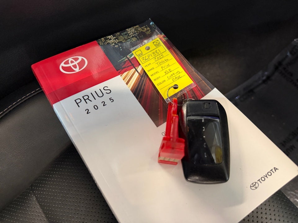 2025 Toyota Prius XLE