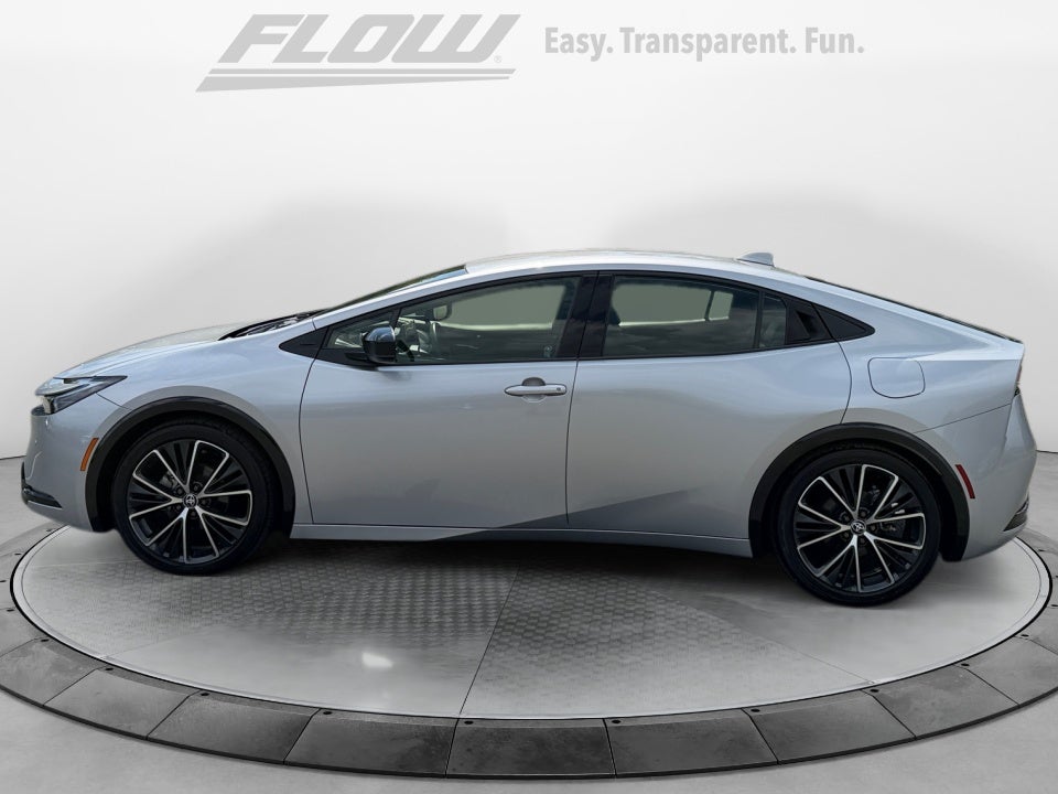 2025 Toyota Prius XLE