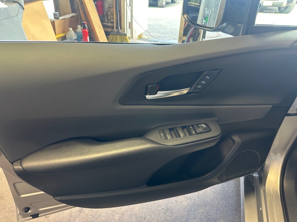 2025 Toyota Prius Limited AWD-e