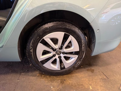 2017 Toyota Prius Four