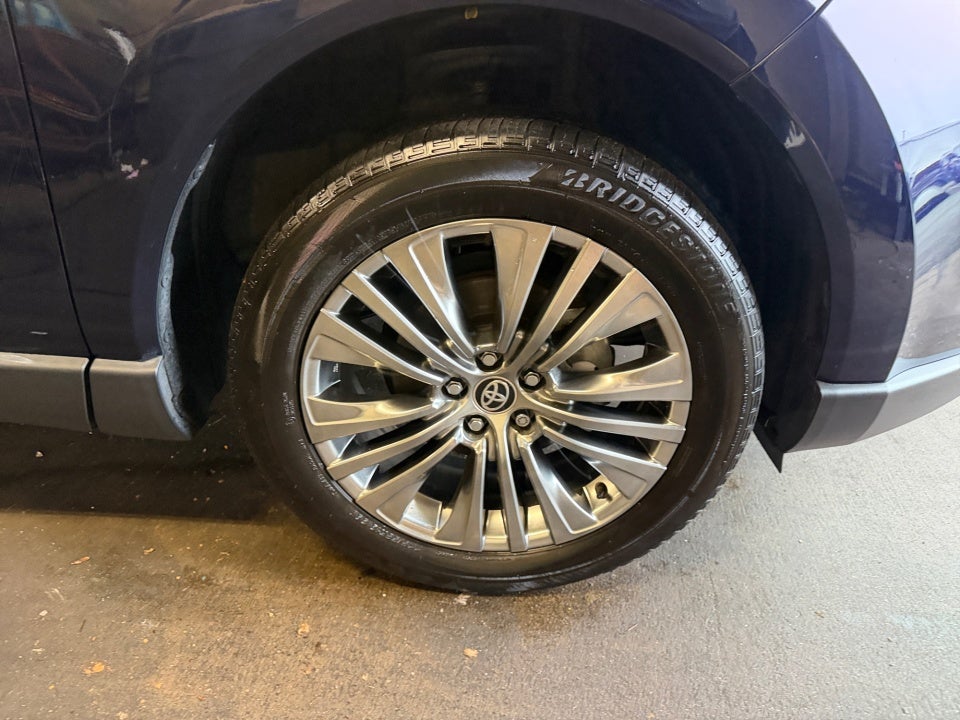 2023 Toyota Venza Limited