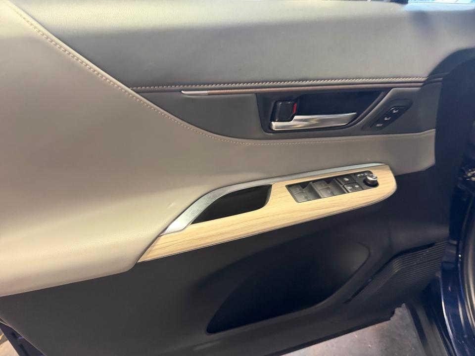2023 Toyota Venza Limited