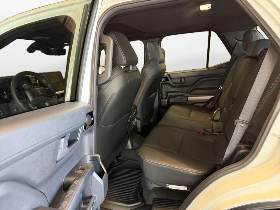 2026 Toyota 4Runner i-FORCE MAX Hybrid TRD Off Road Premium