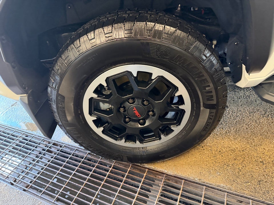 2026 Toyota 4Runner i-FORCE MAX Hybrid TRD Off Road Premium