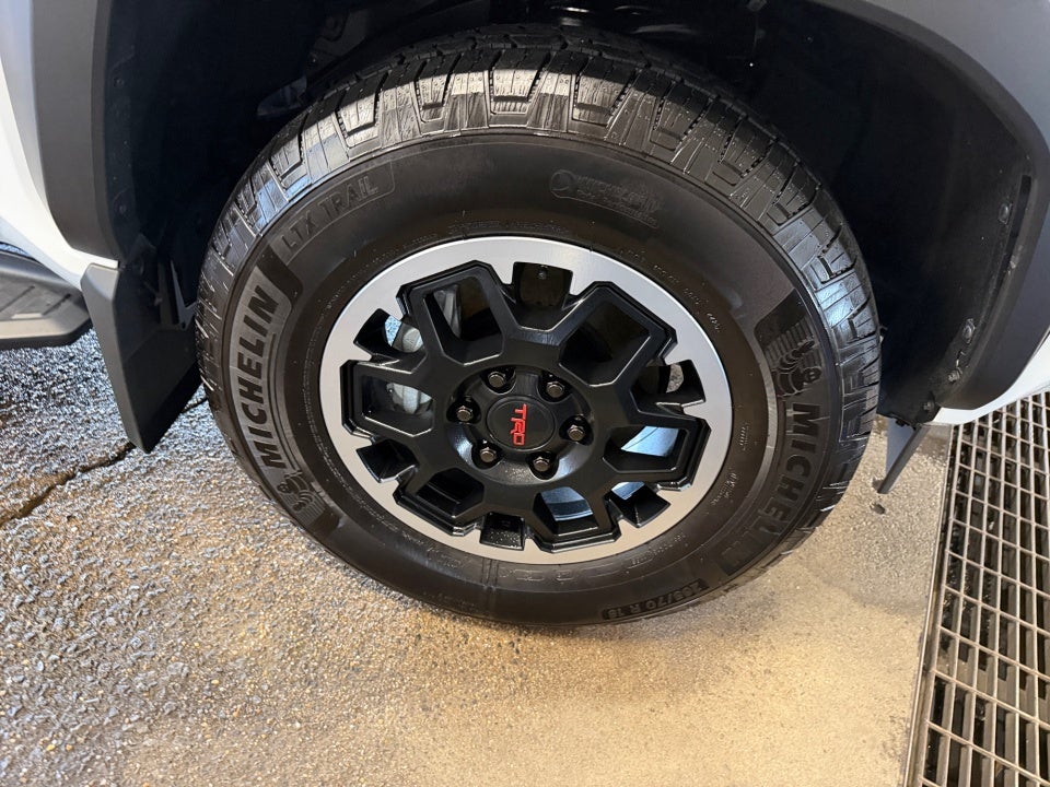 2026 Toyota 4Runner i-FORCE MAX Hybrid TRD Off Road Premium