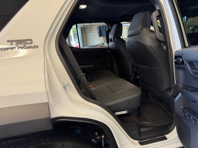2026 Toyota 4Runner i-FORCE MAX Hybrid TRD Off Road Premium