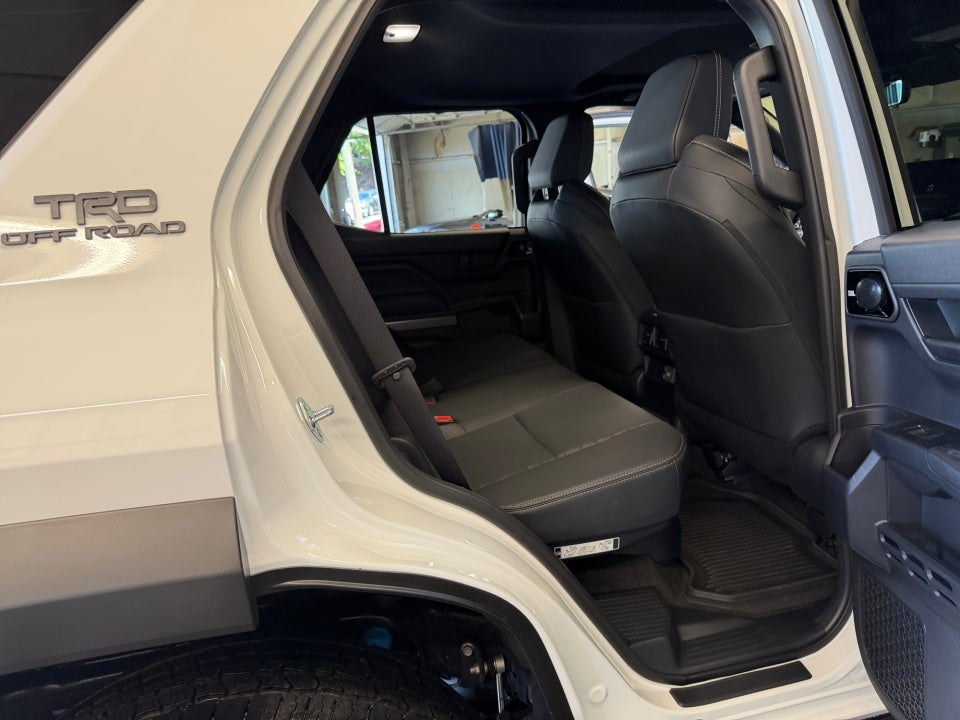 2026 Toyota 4Runner i-FORCE MAX Hybrid TRD Off Road Premium
