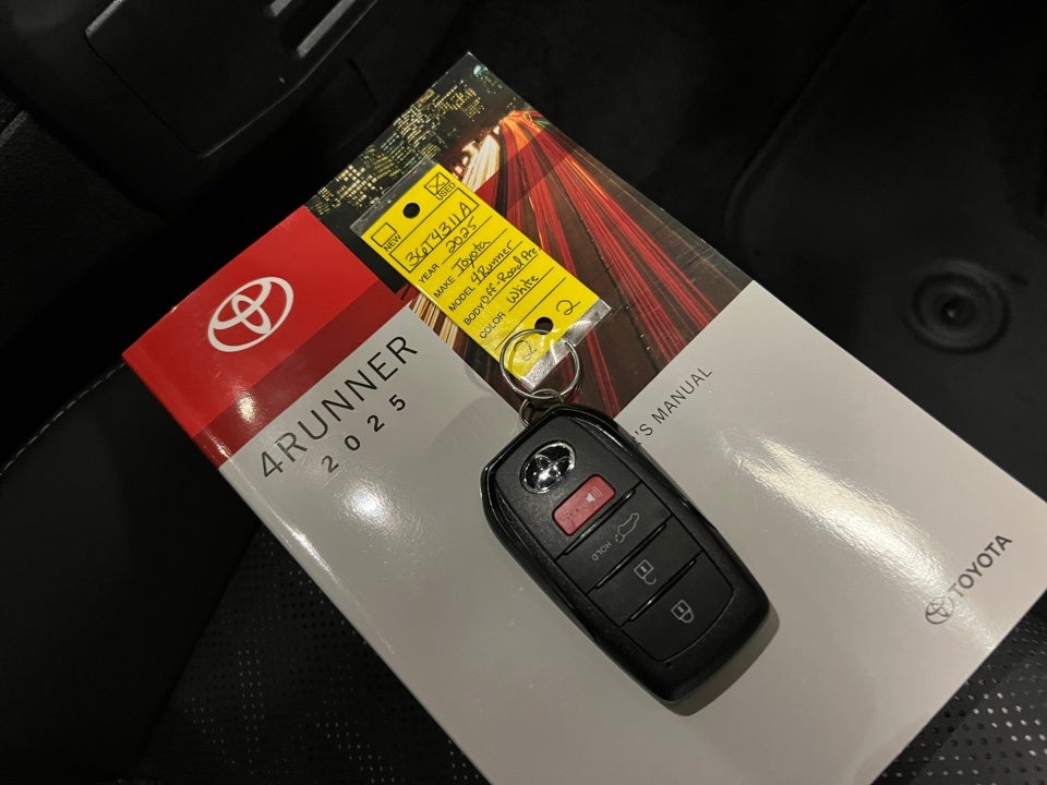 2025 Toyota 4Runner Hybrid TRD Off Road Premium