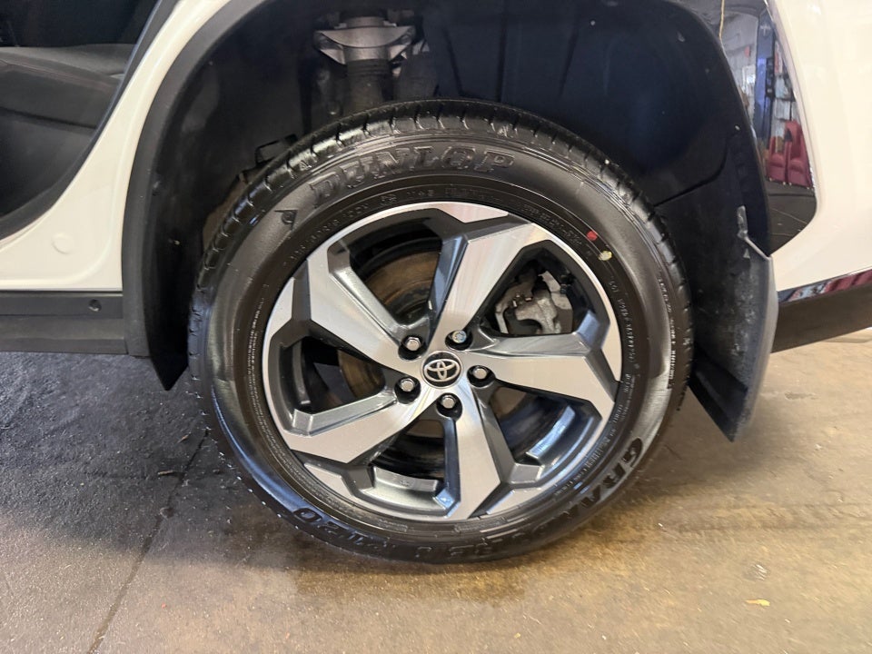2021 Toyota RAV4 Prime SE