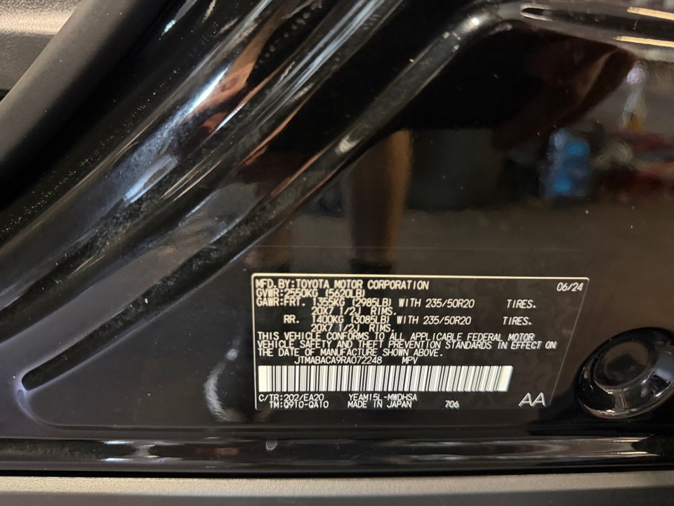 2024 Toyota bZ4X Limited