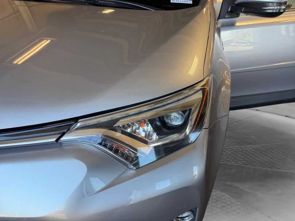 2017 Toyota RAV4 Hybrid Limited