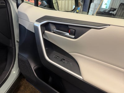 2023 Toyota RAV4 Hybrid Hybrid XLE