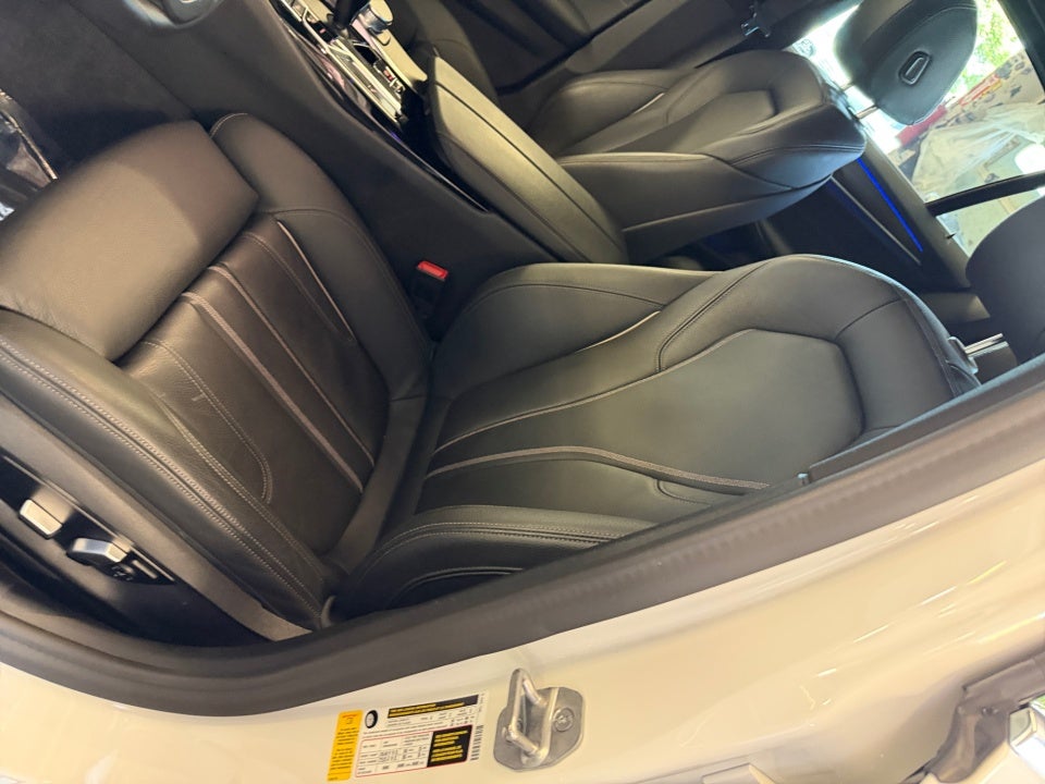 2022 BMW 540 540i
