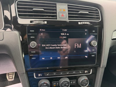 2019 Volkswagen Golf R 2.0T w/DCC & Navigation