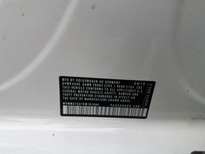 2019 Volkswagen Golf R 2.0T w/DCC & Navigation