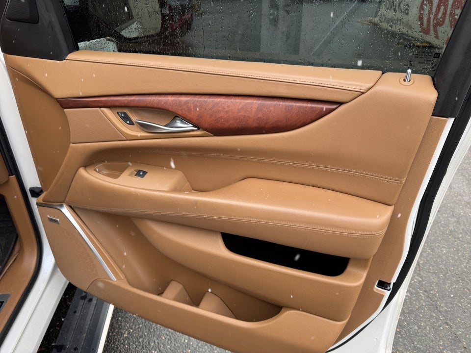 2016 Cadillac Escalade ESV Platinum