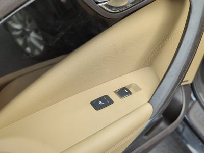 2012 Hyundai Azera 4dr Sdn
