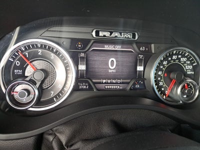 2020 RAM 1500 Laramie Crew Cab 4x4 6'4" Box