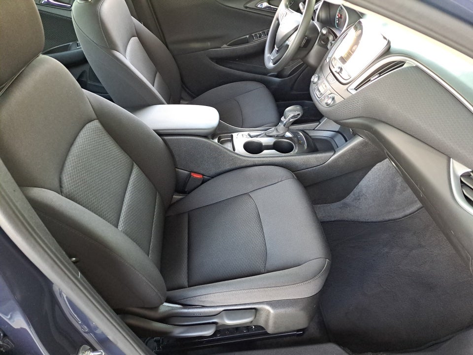 2025 Chevrolet Malibu FWD LS