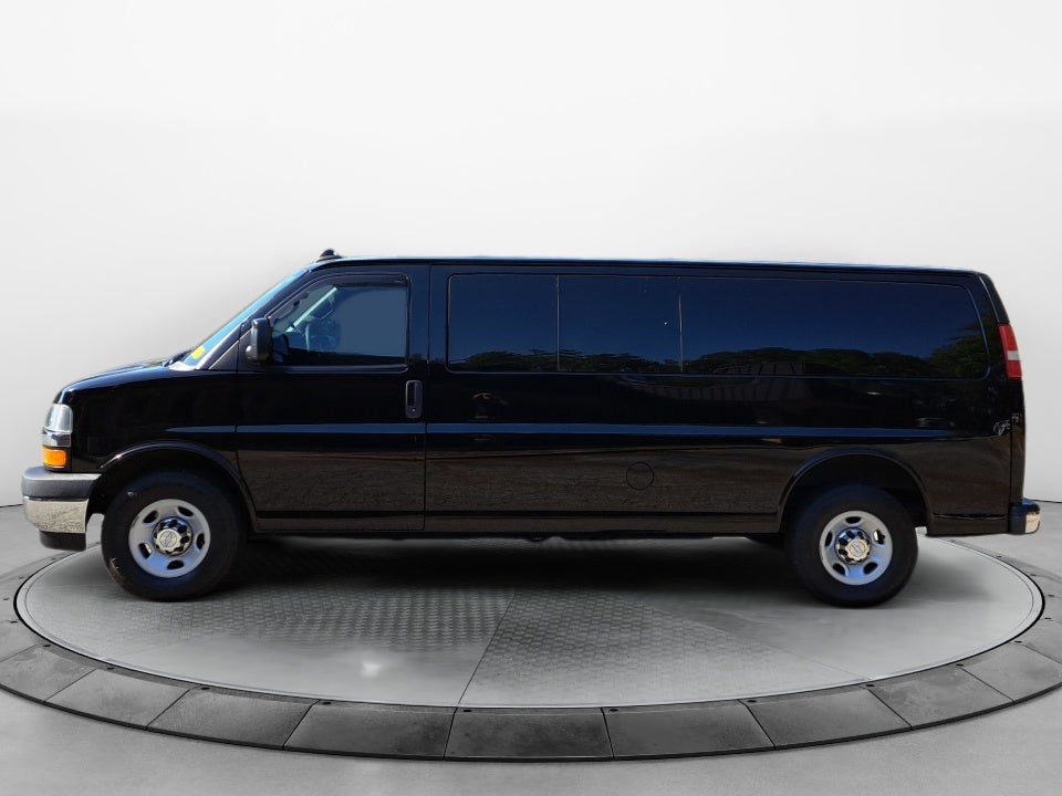 2017 Chevrolet Express 3500 LT