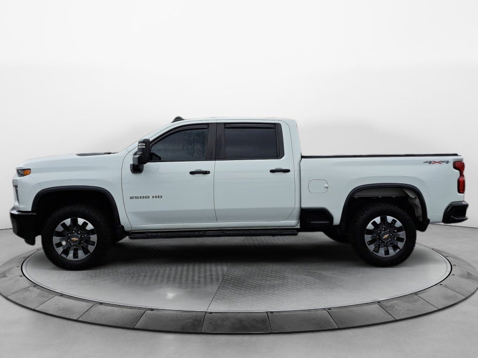 2021 Chevrolet Silverado 2500HD 4WD Crew Cab Standard Bed Custom