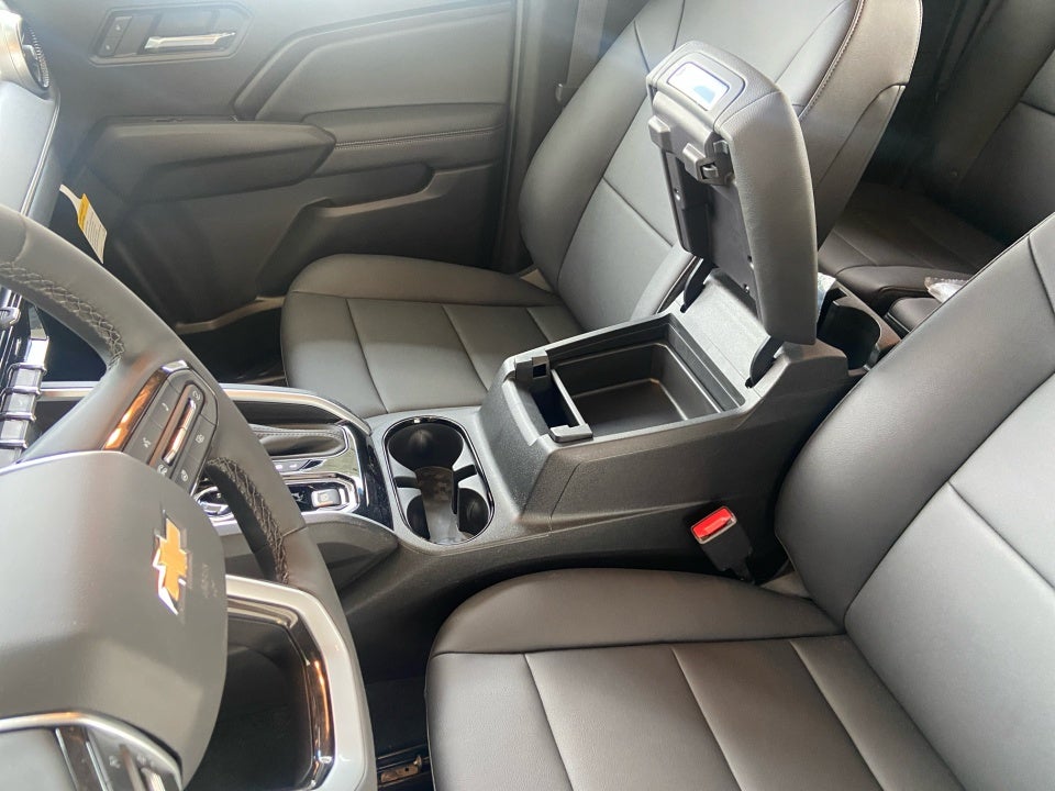 2024 Chevrolet Colorado 4WD LT