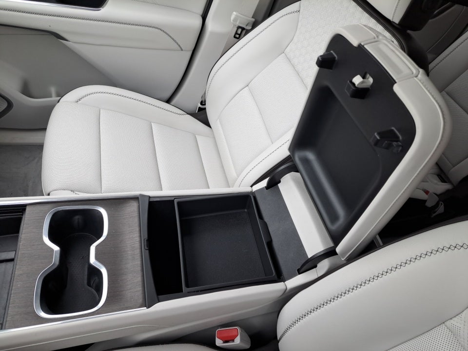 2024 GMC Acadia FWD Denali