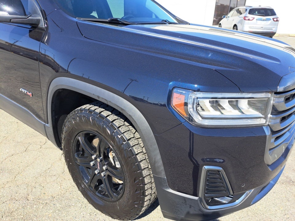 2022 GMC Acadia AWD AT4