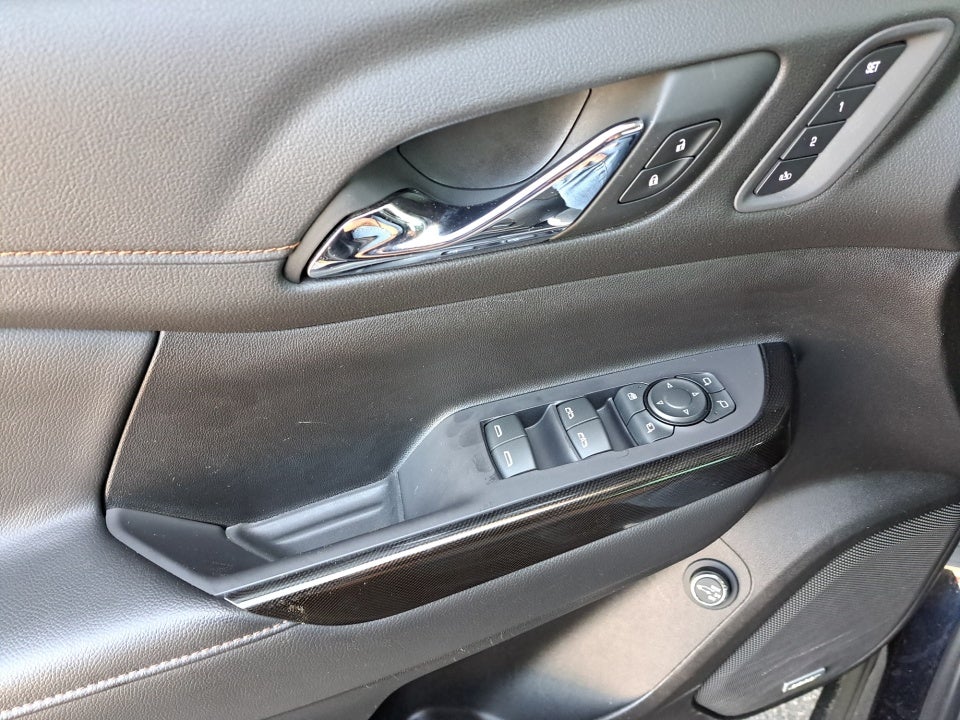 2022 GMC Acadia AWD AT4