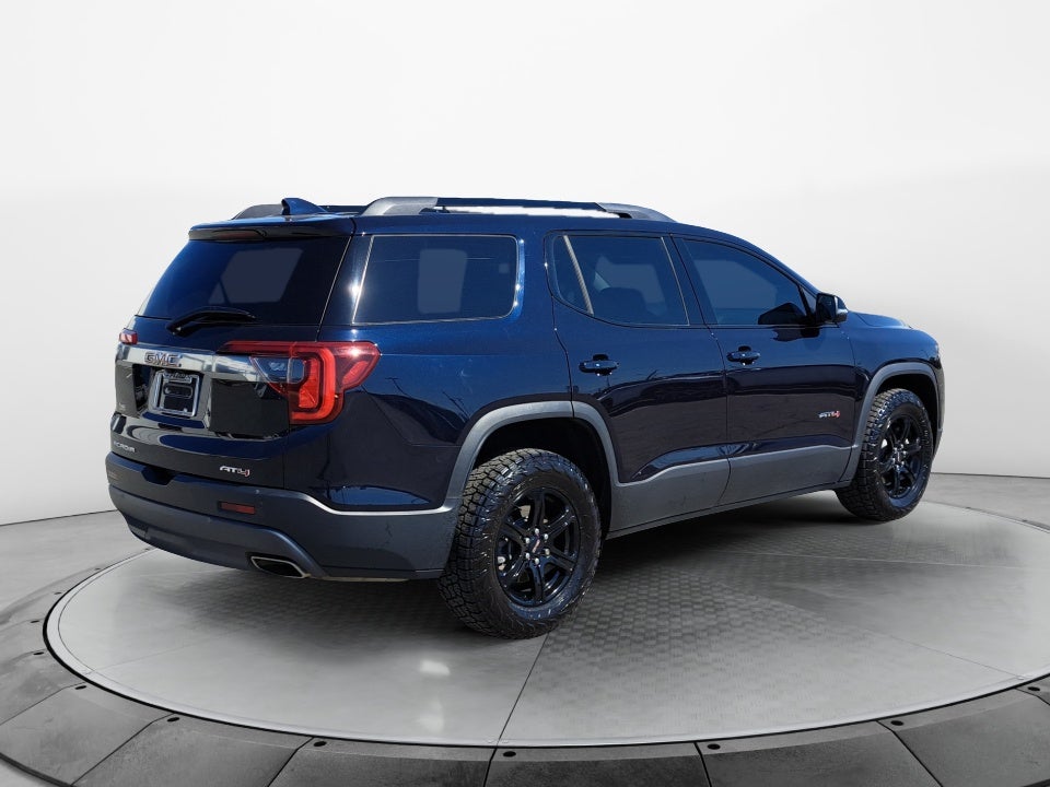 2022 GMC Acadia AWD AT4