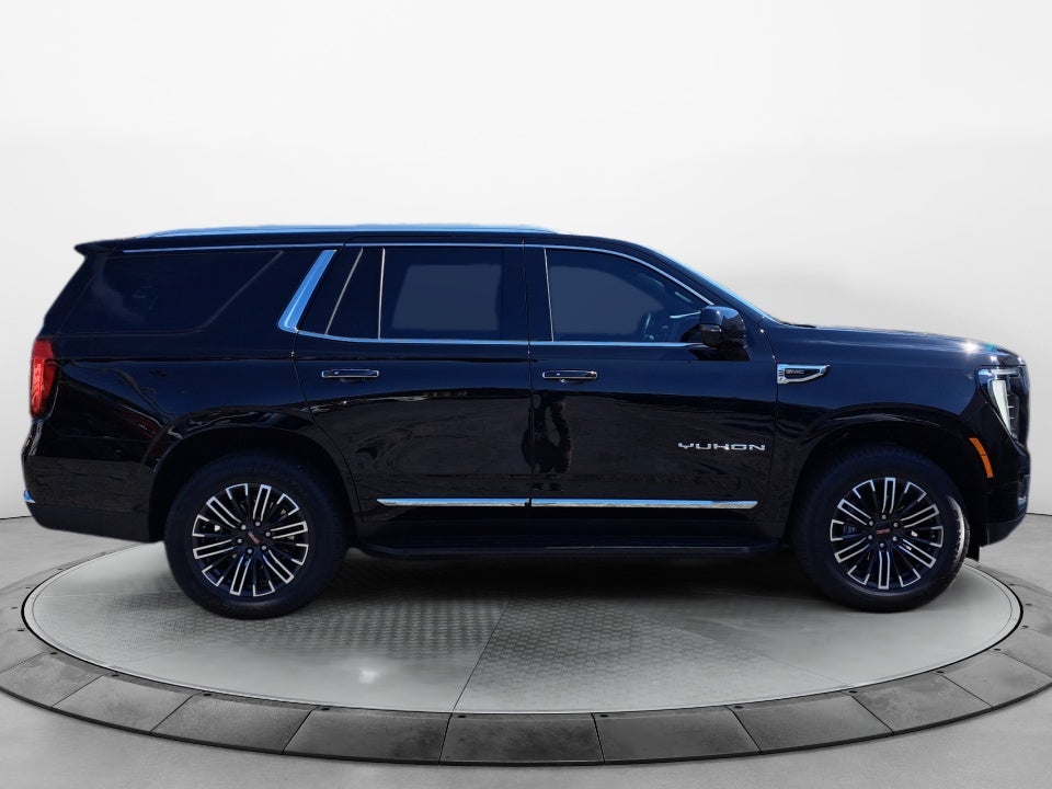 2025 GMC Yukon Elevation