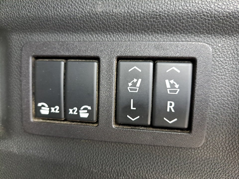 2023 GMC Yukon 4WD Denali