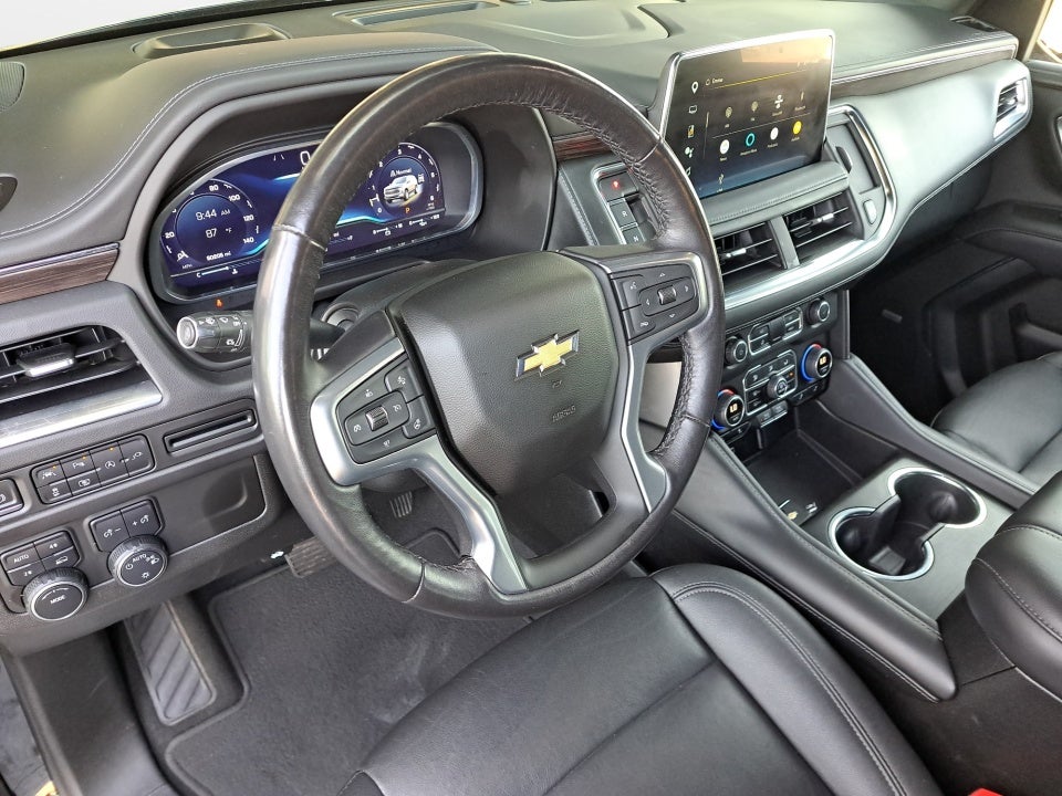 2022 Chevrolet Suburban 4WD LT