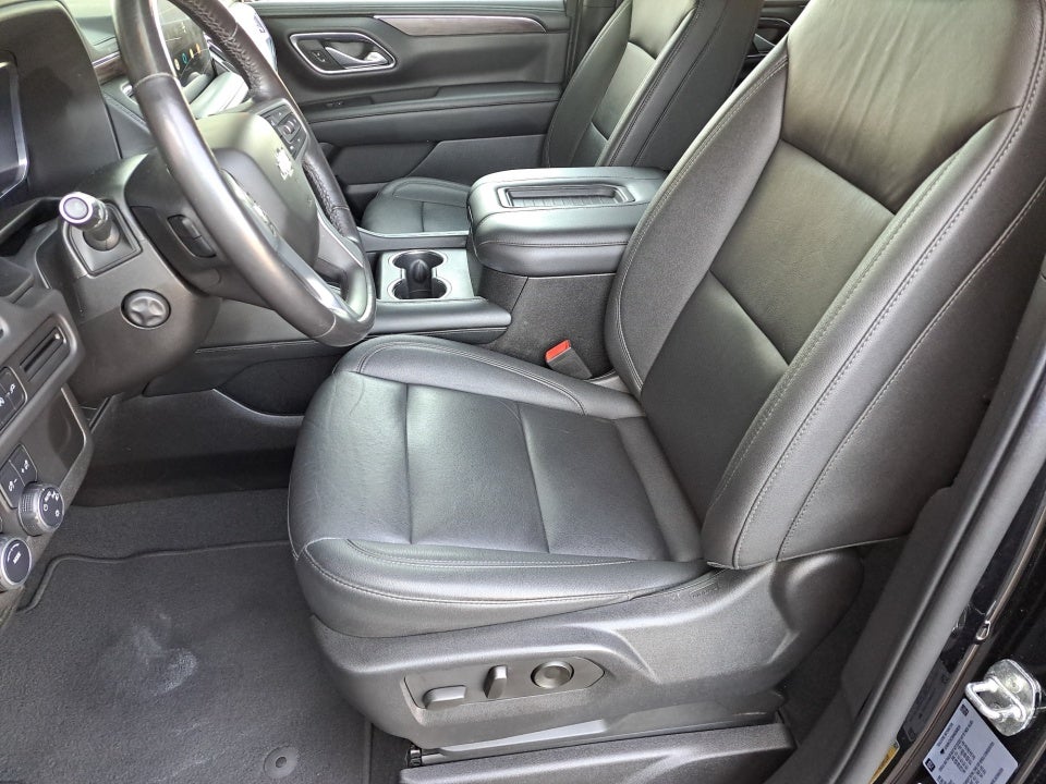 2022 Chevrolet Suburban 4WD LT