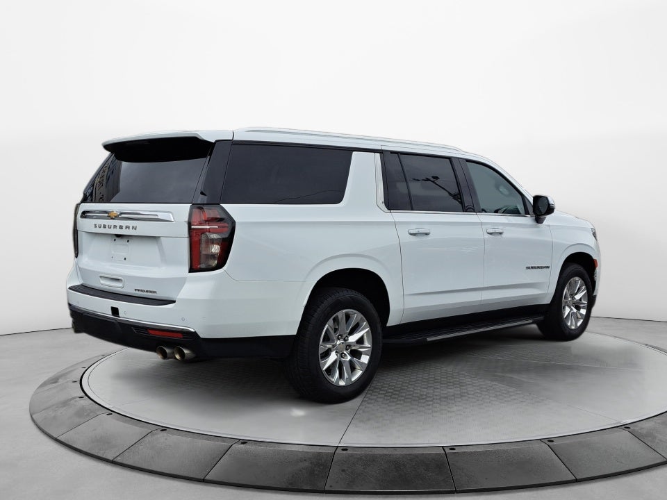 2023 Chevrolet Suburban 4WD Premier